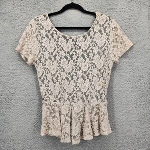 The Pyramid Collection Cream Floral Lace Peplum Top Scoop Back Small